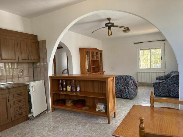 Casa independiente en calle Isla Cristina, 18