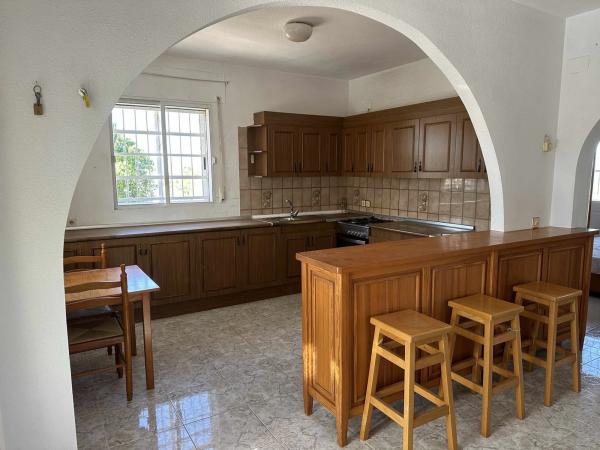 Casa independiente en calle Isla Cristina, 18