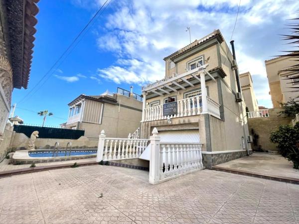 Piso en calle Málaga, 24 -48