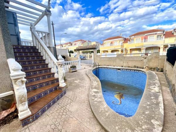 Piso en calle Málaga, 24 -48