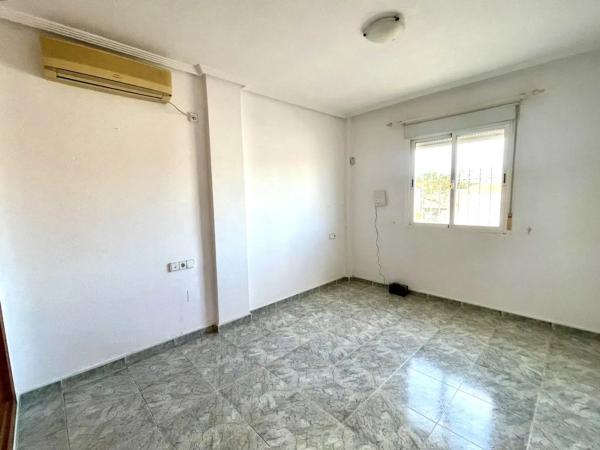 Piso en calle Málaga, 24 -48