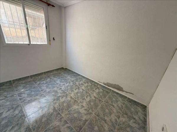 Piso en calle Málaga, 24 -48