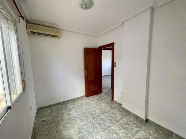 Piso en calle Málaga, 24 -48