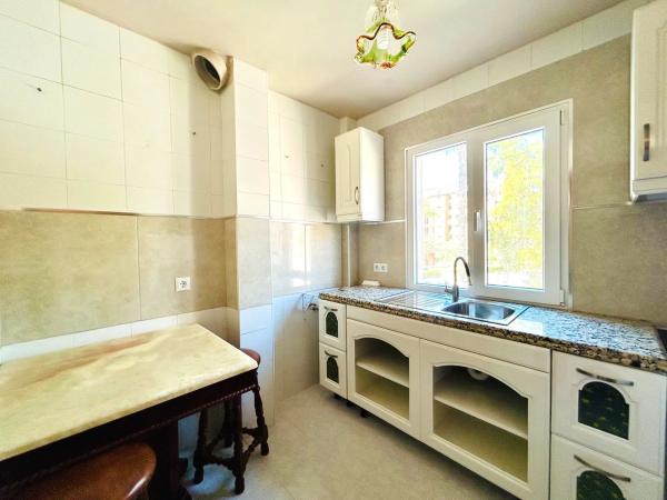 Piso en calle San Emigdio, 7