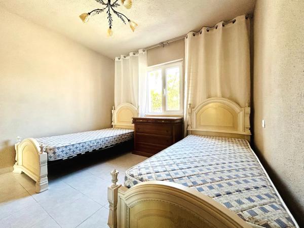 Piso en calle San Emigdio, 7