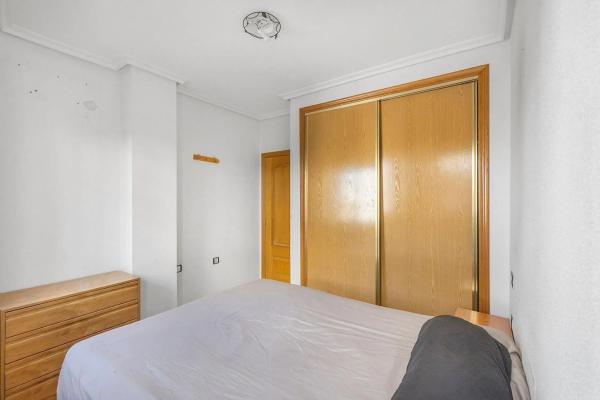 Piso en calle San Policarpo, 51