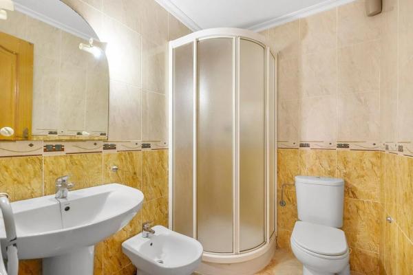 Piso en calle San Policarpo, 51