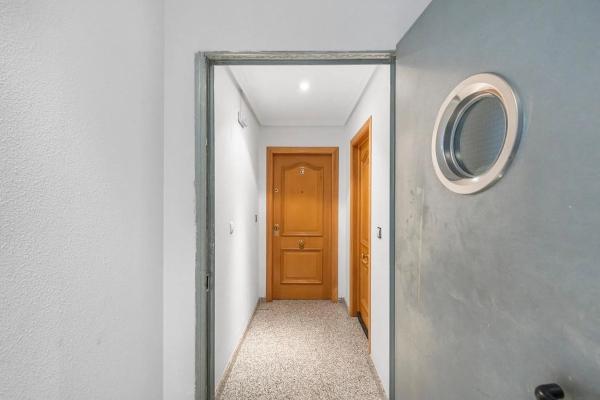 Piso en calle San Policarpo, 51