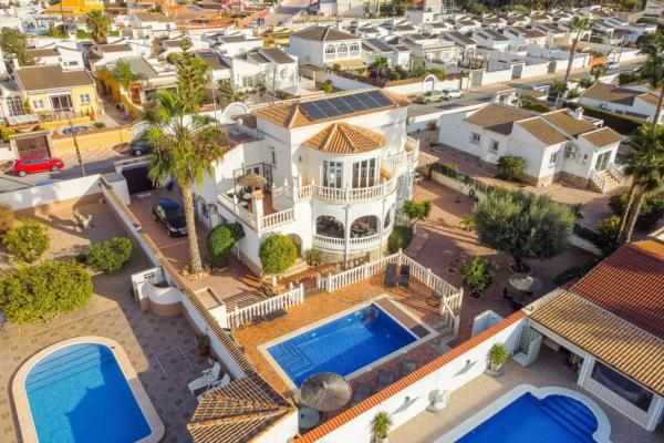 Chalet en Barrio El Molino