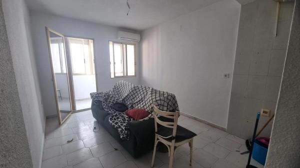 Estudio en Barrio Centro - Muelle Pesquero