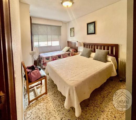 Piso en calle Caballero de Rodas