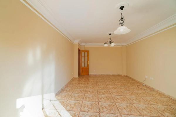 Piso en calle San Luis, 35