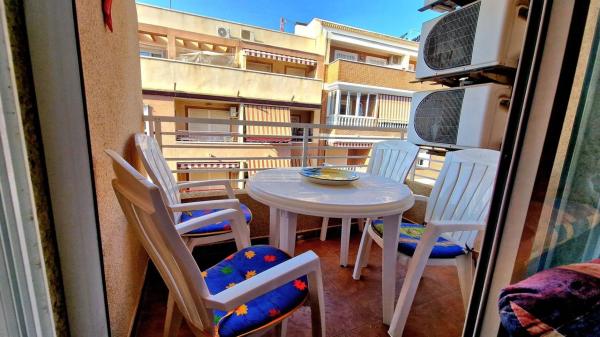 Piso en calle Villa Madrid