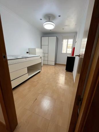 Piso en calle la Calera, 17