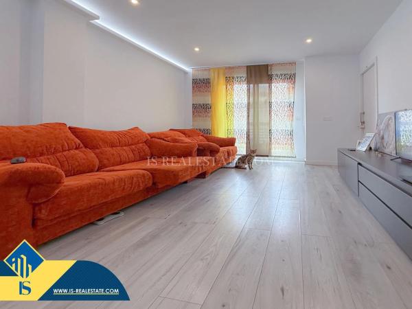 Piso en Barrio Puerto Deportivo