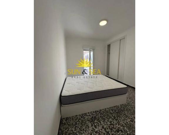 Piso en Barrio Puerto Deportivo