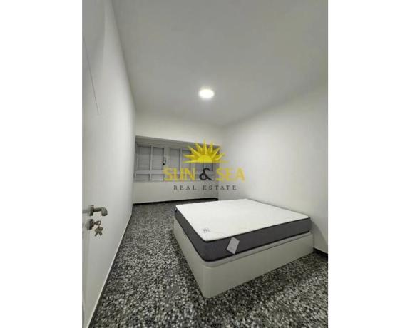 Piso en Barrio Puerto Deportivo