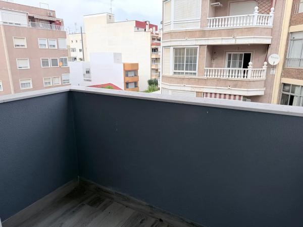 Piso en calle de Orihuela, 59