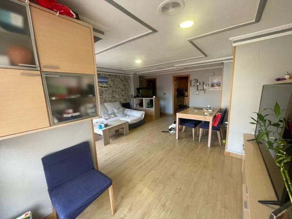 Piso en calle San Pascual, 221 -213