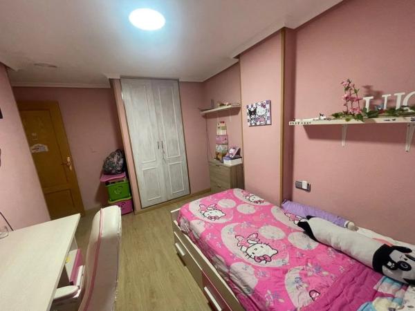 Piso en calle San Pascual, 221 -213