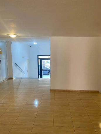 Piso en calle San Emigdio