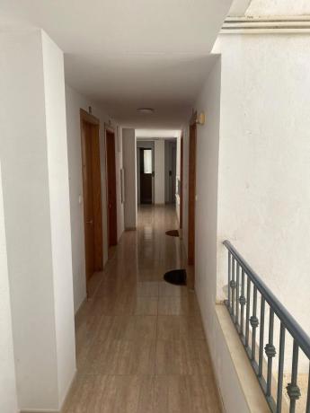 Piso en calle San Emigdio