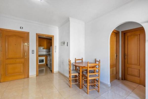 Piso en calle San Policarpo