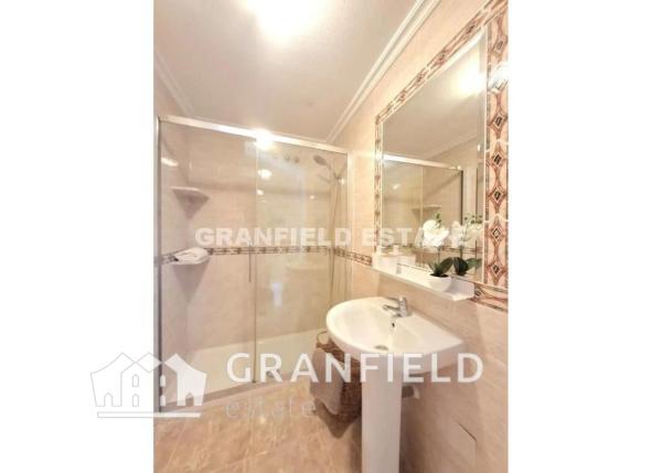 Piso en calle la Calera, 17