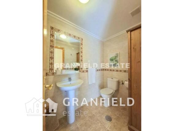 Piso en calle la Calera, 17