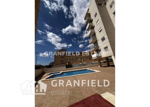 Piso en calle la Calera, 17