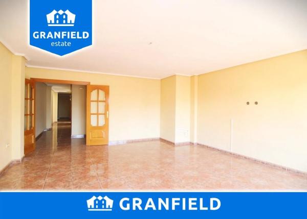 Piso en calle Ramón Gallud, 63