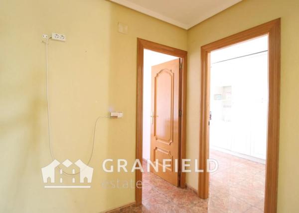 Piso en calle Ramón Gallud, 63