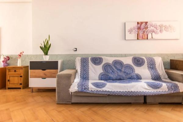 Casa independiente en calle José Martínez Ruiz Azorín, 70