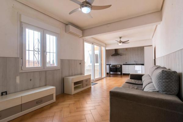 Casa independiente en calle José Martínez Ruiz Azorín, 70