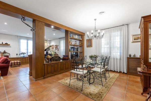 Chalet en Barrio El Molino