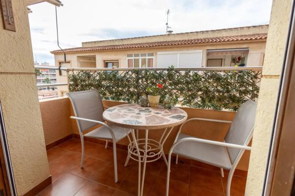 Piso en calle Almoradí