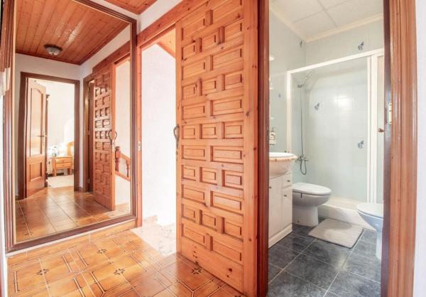 Chalet adosado en calle Urbano Arregui