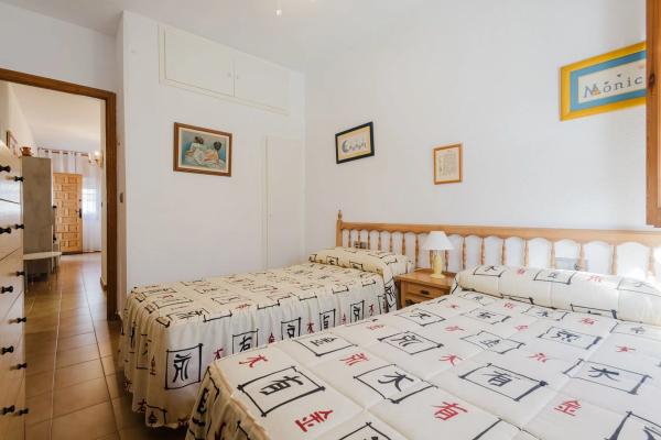 Chalet adosado en calle Maestro Quino, 45