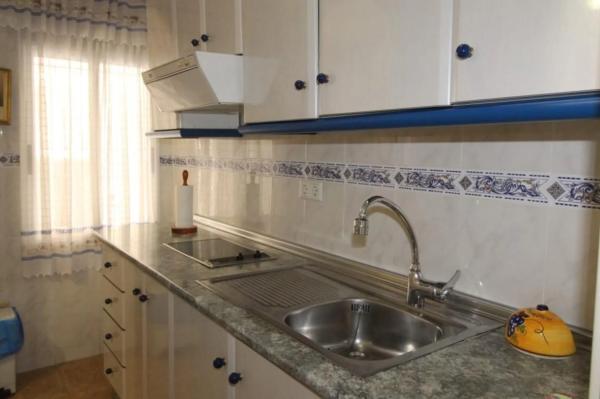 Chalet adosado en calle Dolores