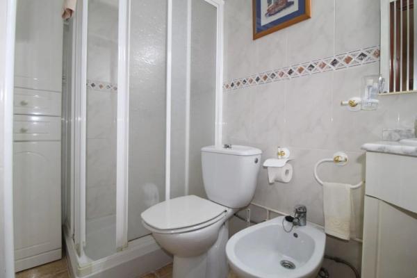 Chalet adosado en calle Dolores