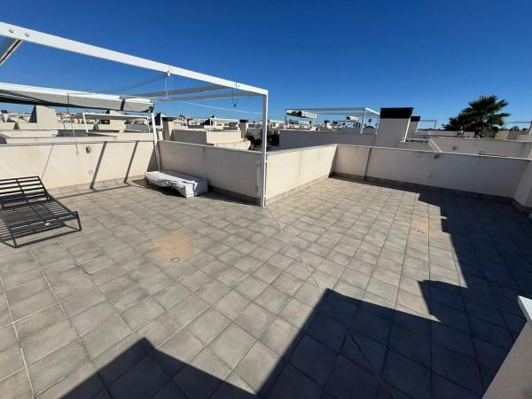 Casa independiente en calle Urbano Arregui