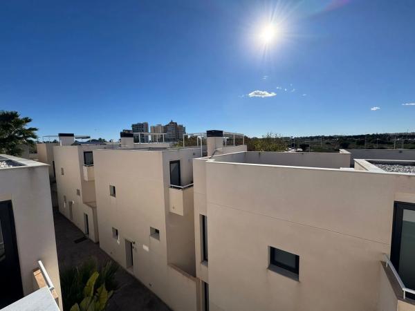 Casa independiente en calle Urbano Arregui