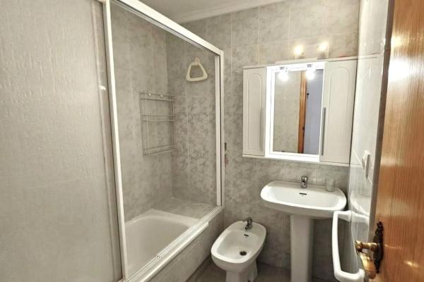 Estudio en calle Rafal, 20