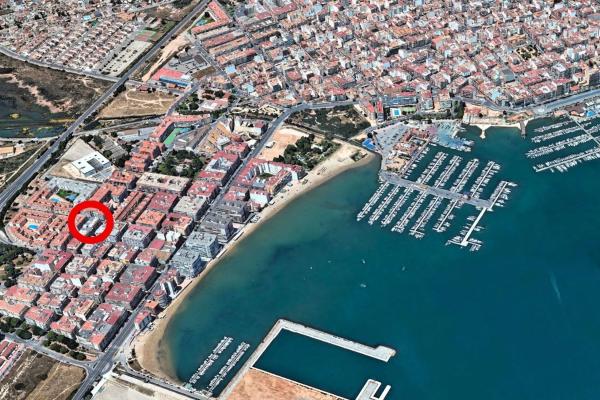 Estudio en calle Rafal, 20