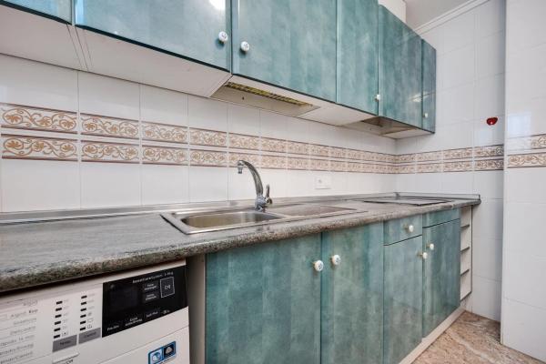 Piso en avenida de Pinoso, 12