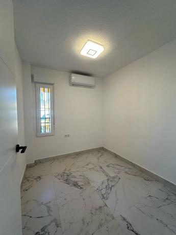 Piso en avenida Don Juan de Austria, 15