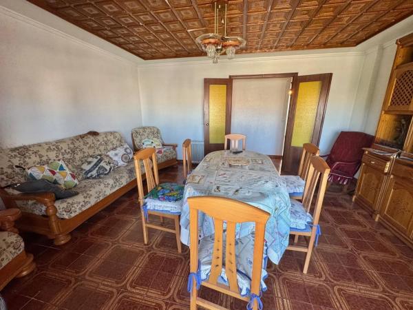 Piso en avenida Desiderio Rodríguez, 14