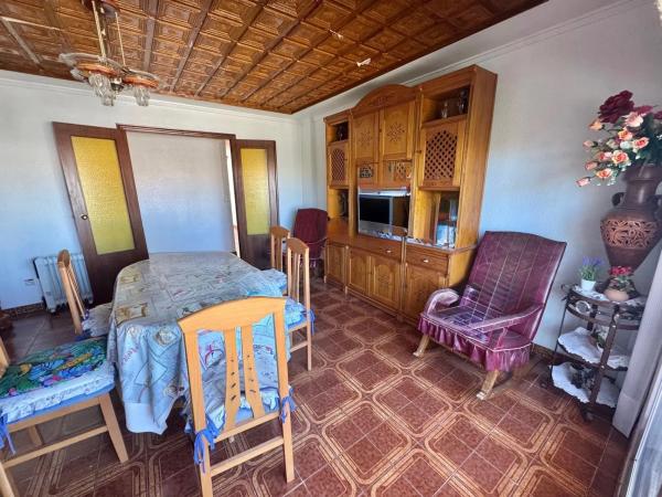 Piso en avenida Desiderio Rodríguez, 14