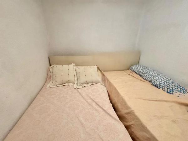 Piso en avenida Desiderio Rodríguez, 14