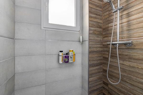 Casa independiente en calle Narváez s/n